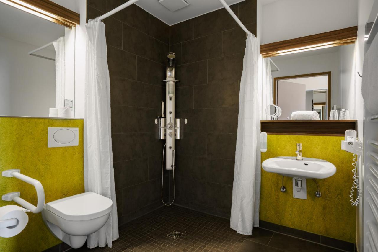 Radlon Fahrrad-Komfort-Hotel Waren  Bagian luar foto