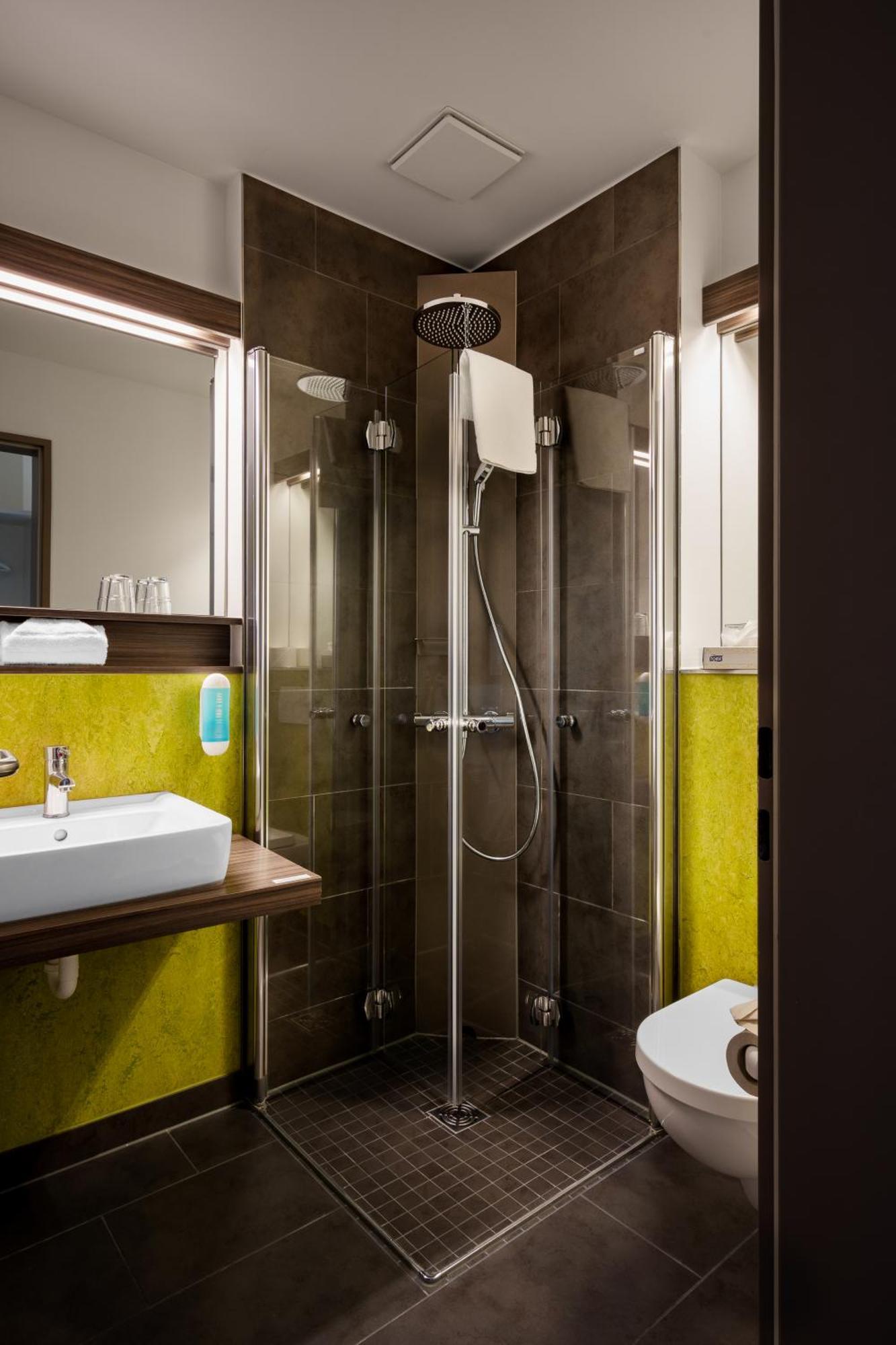 Radlon Fahrrad-Komfort-Hotel Waren  Bagian luar foto